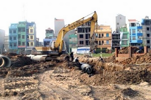 Địa ốc Hà Nội lại 